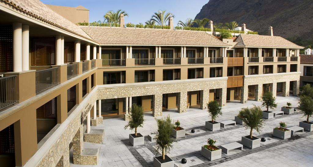 Playa Calera Hotel 4*